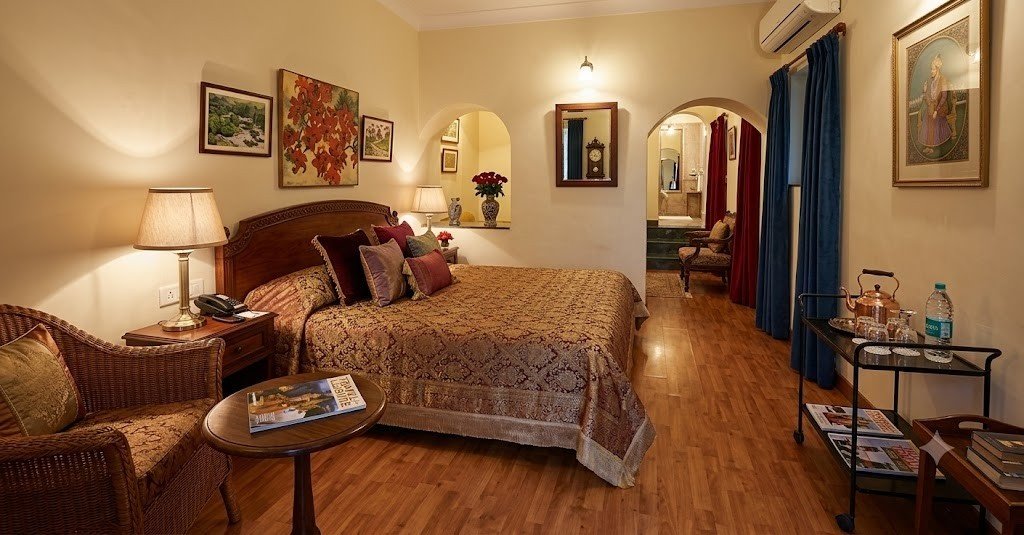 WelcomHeritage Connaught House Mount Abu