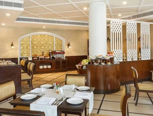 La Place Sarovar Portico, Lucknow