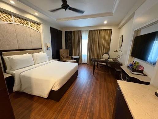 La Place Sarovar Portico, Lucknow
