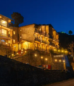 Himalayas by The Lake Hill (A Stamps Resort ) - Mukteshwar