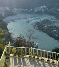 Reveries Luxury Hotel Rishikesh