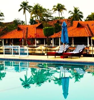 Sterling Lake Palace Alleppey