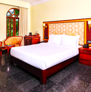 Sterling Lake Palace Alleppey