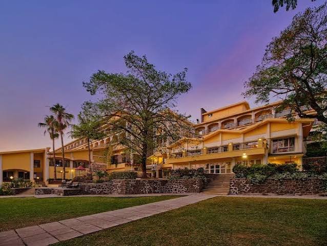Fariyas Resort Lonavala