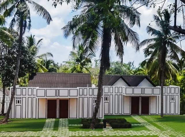 Clarks Exotica Island House