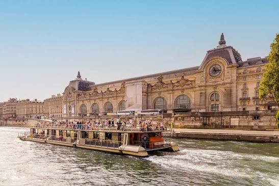 Paris Romantic Escape Tour Package – 5 Days / 4 Nights