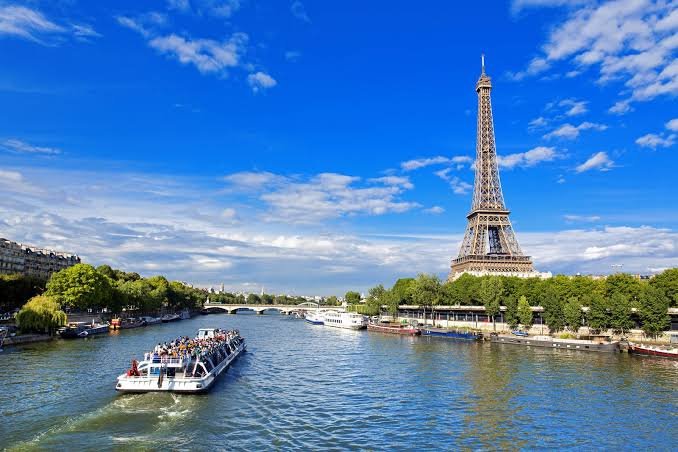 Switzerland & Paris European Escape – 8 Days / 7 Nights